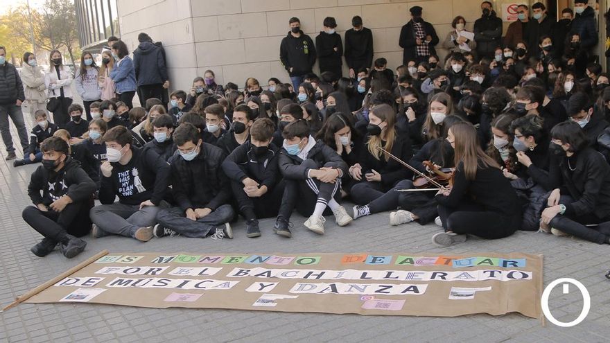 Una sentada contra la reforma del Plan Musical: "No se sustenta en ningún argumento"