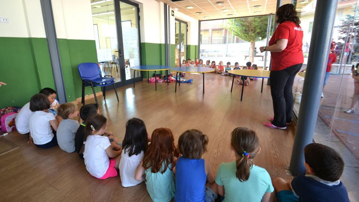 Estacazo del Gobierno del PP en Tarazona a las familias: subidas de hasta el 80% en la guardería o las piscinas municipales