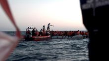 España acogerá al Aquarius para evitar una "catástrofe humanitaria"