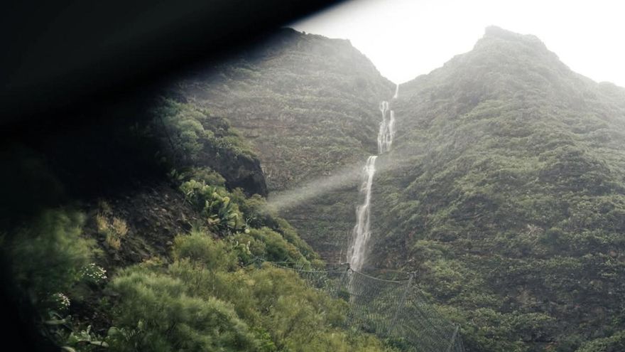 Cascada provocada por las lluvias de Therese en La Gomera.