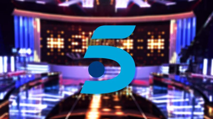 Telecinco prepara un nuevo programa de corazón para volver a competir en el prime time del viernes