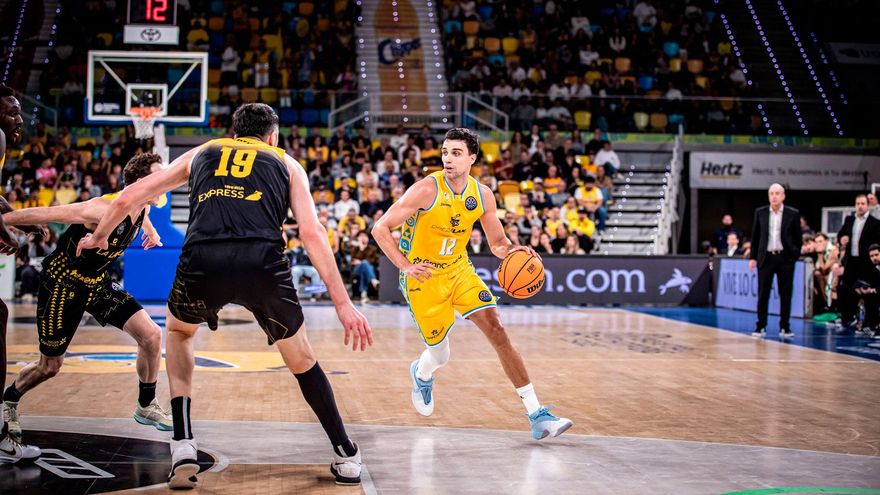 El Granca revive ante La Laguna y se anota el primer derbi canario en Europa