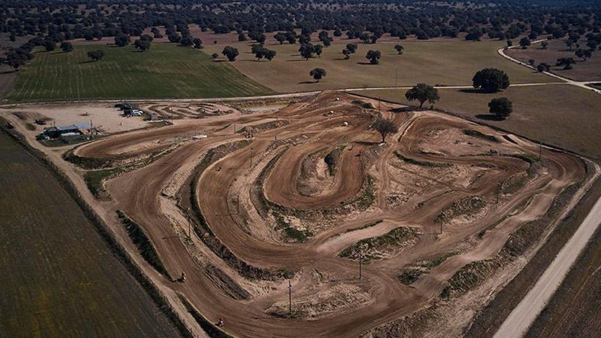 Un niño de 11 años resulta herido en un accidente de motocross en un pueblo Toledo