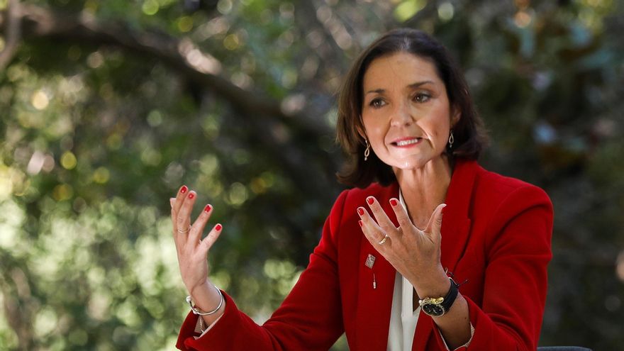 La ministra de Turismo, Reyes Maroto, participa este jueves en la segunda jornada del IV Congreso DigitalES Summit 2021 que se celebra en el Jardín Botánico de Madrid. EFE/David Fernández