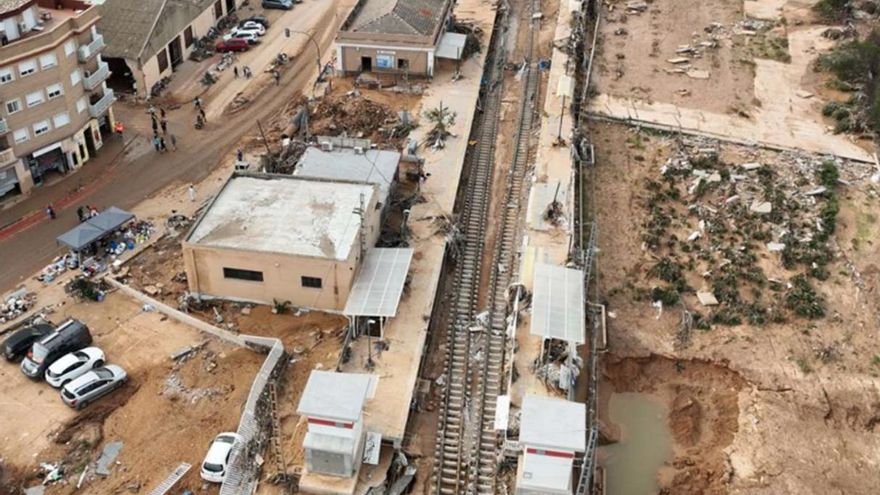 El último metro que circuló el día de la DANA lo hizo por vías inundadas: "No murió nadie de casualidad"