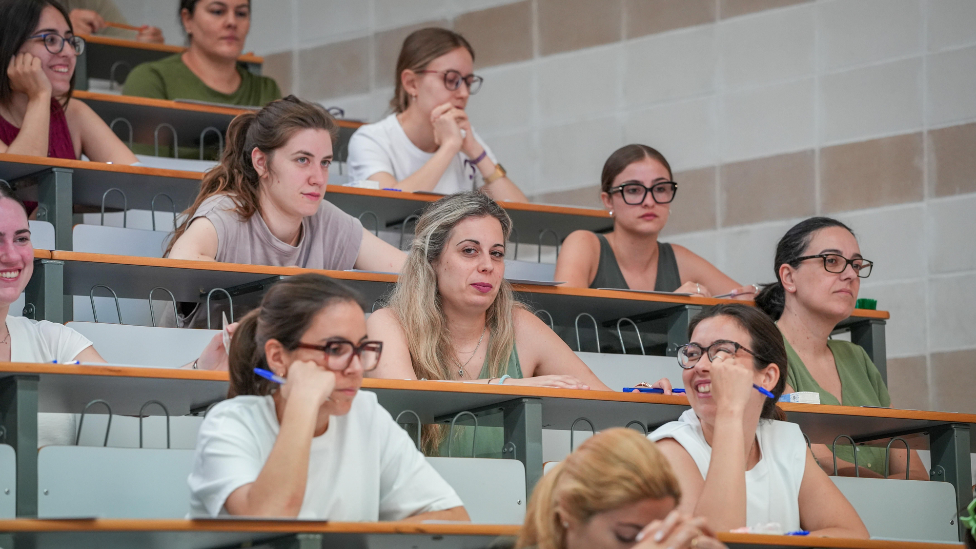Inicio de la prueba escrita de las oposiciones al cuerpo de Secundaria, de Música y Artes Escénicas y Especialistas en Sectores Singulares de Formación Profesional