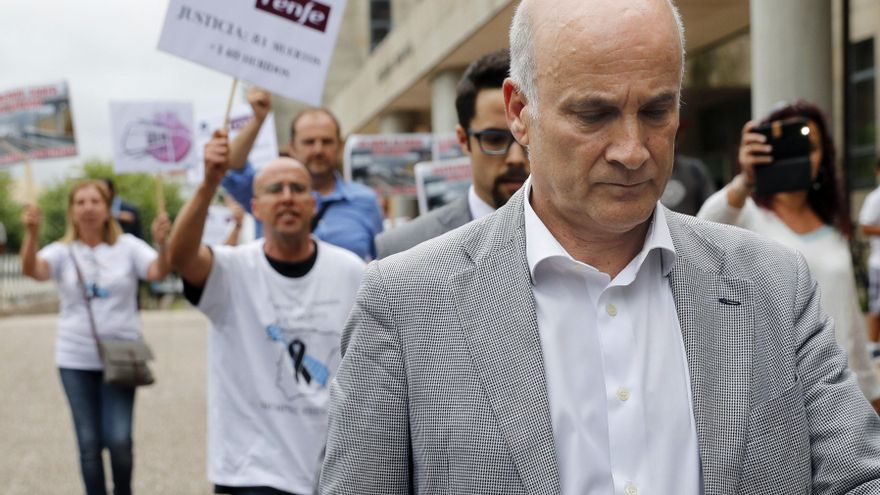 El fiscal retira la acusación contra el exjefe de seguridad de Adif por el accidente del Alvia y señala solo al maquinista