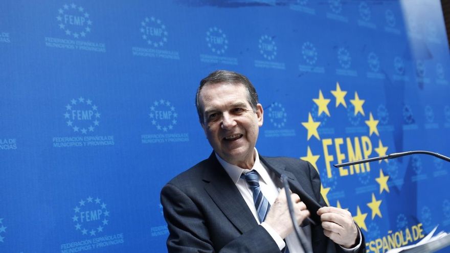 La FEMP se reunirá el próximo martes con Batet con la vista puesta en promover una mayor autonomía municipal