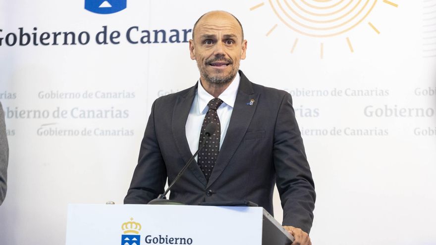 Canarias exige al Estado que obligue a las comunidades a asumir a menores migrantes