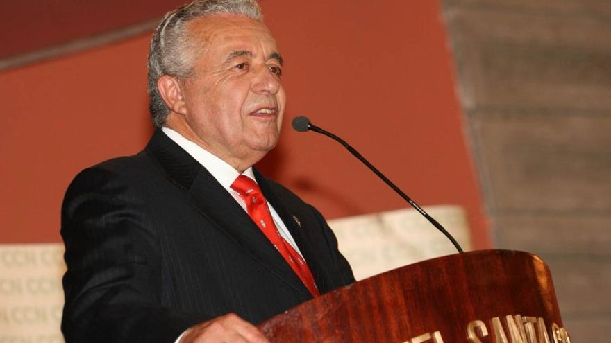 La política canaria lamenta la muerte del expresidente Olarte