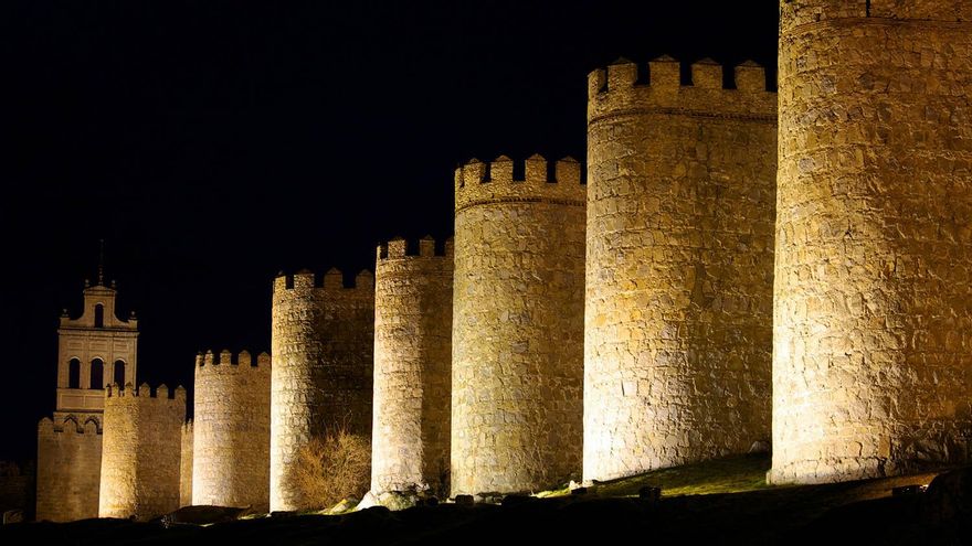 De Lugo a Huelva pasando por Ávila: un viaje por ocho de las murallas más llamativas de España
