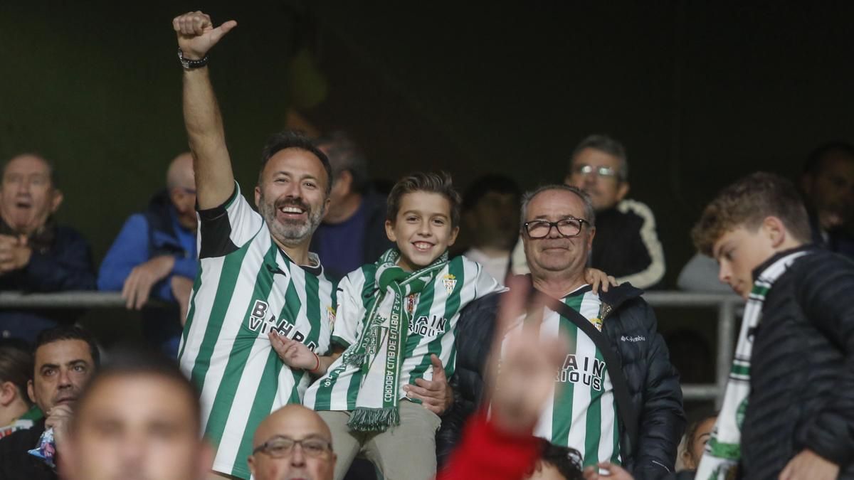 Grada Blanquiverde del Córdoba CF - RC Deportivo