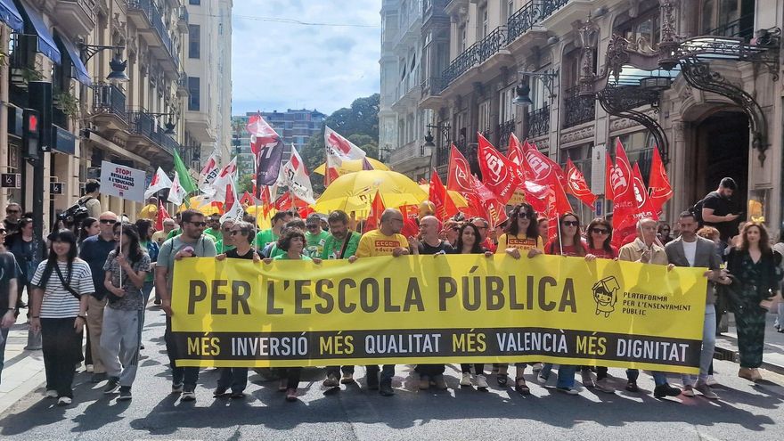 Primera huelga contra Pérez Llorca: los sindicatos convocan un paro en Educación el 11 de diciembre
