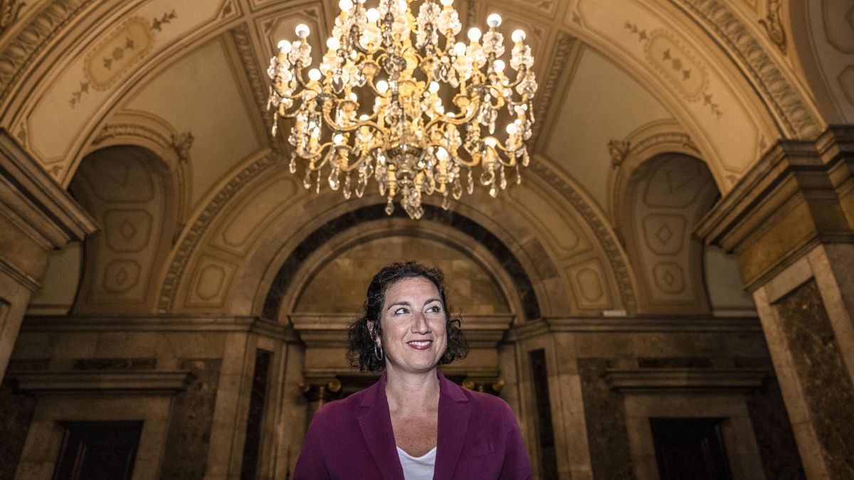 La consellera Alícia Romero, fotografiada esta semana en el Parlament de Catalunya