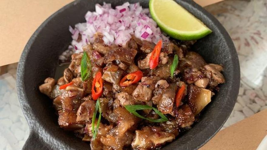 Sisig de cerdo