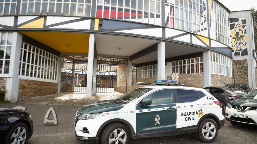 El dueño de Sargadelos pretende descontar días de vacaciones a la plantilla mientras mantiene la fábrica cerrada