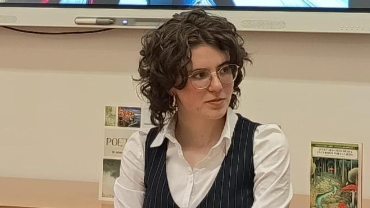 La joven escritora leonesa María Lorenzo Valero.