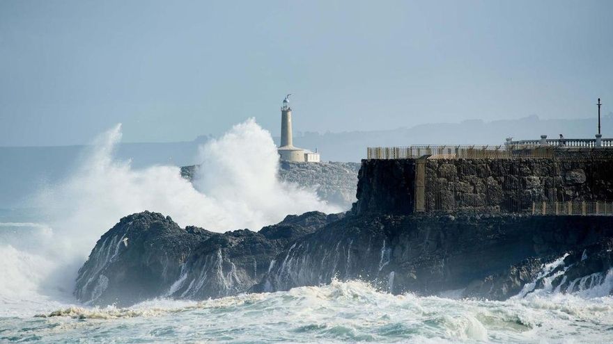Cantabria, en alerta roja para el martes