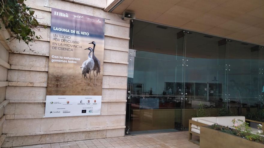 El Museo Paleontológico de Castilla-La Mancha exhibe una muestra sobre los valores únicos de la Laguna de El Hito