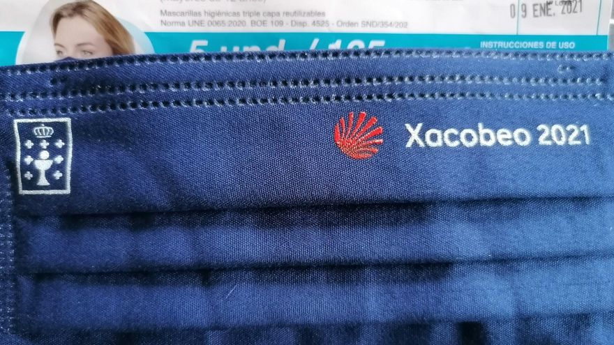 Mascarilla de las que reparte la Xunta de Galicia.