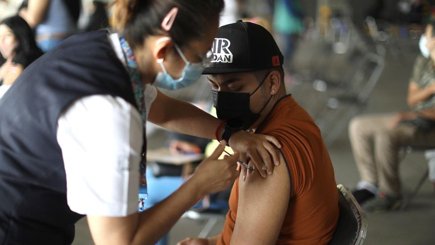 México reporta 815 nuevas muertes y 12.521 nuevos casos de coronavirus