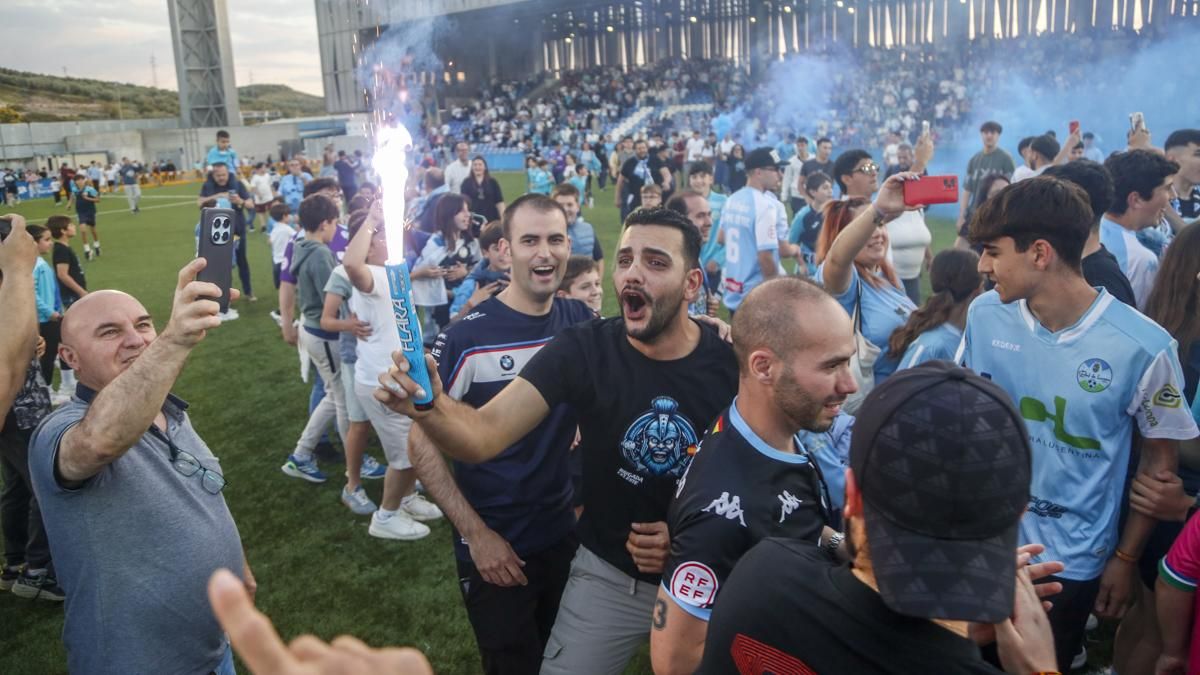 Celebración del ascenso del Ciudad de Lucena