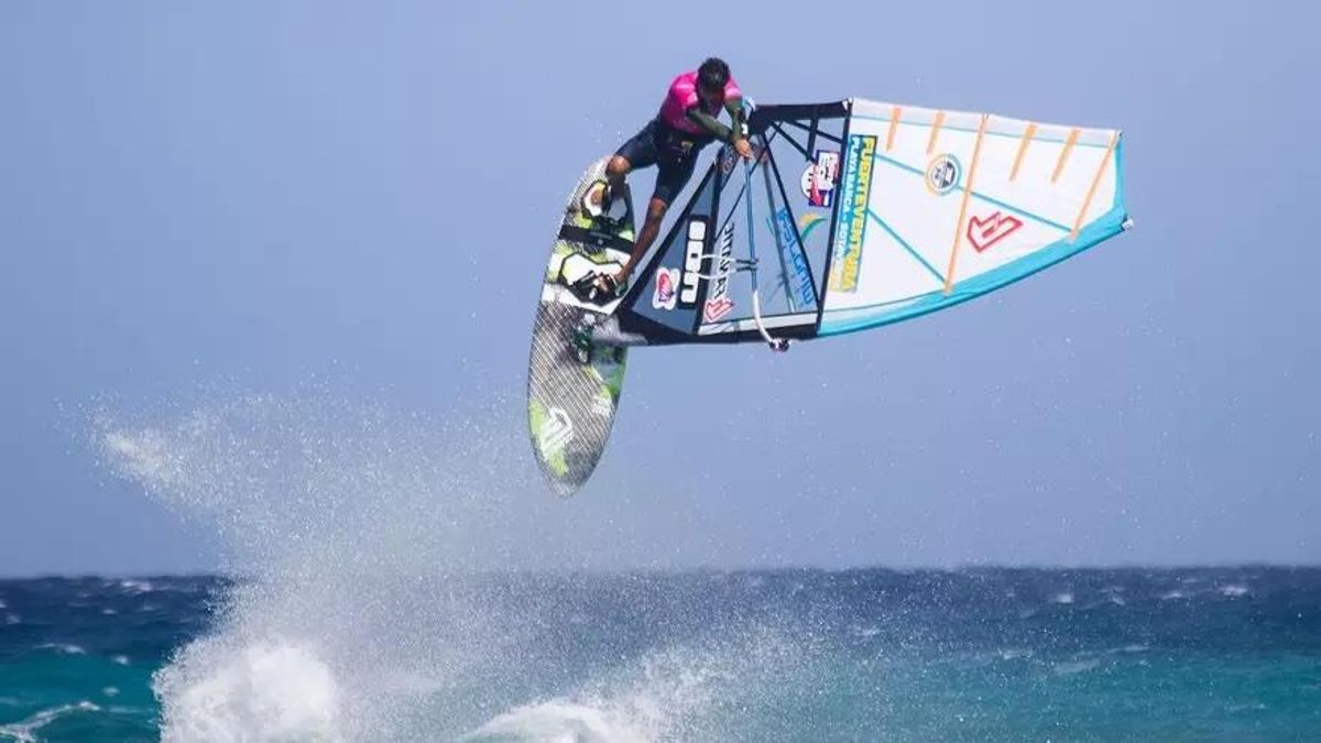 La Palma se convierte en el epicentro del windsurf nacional con el Campeonato de España Sub-19