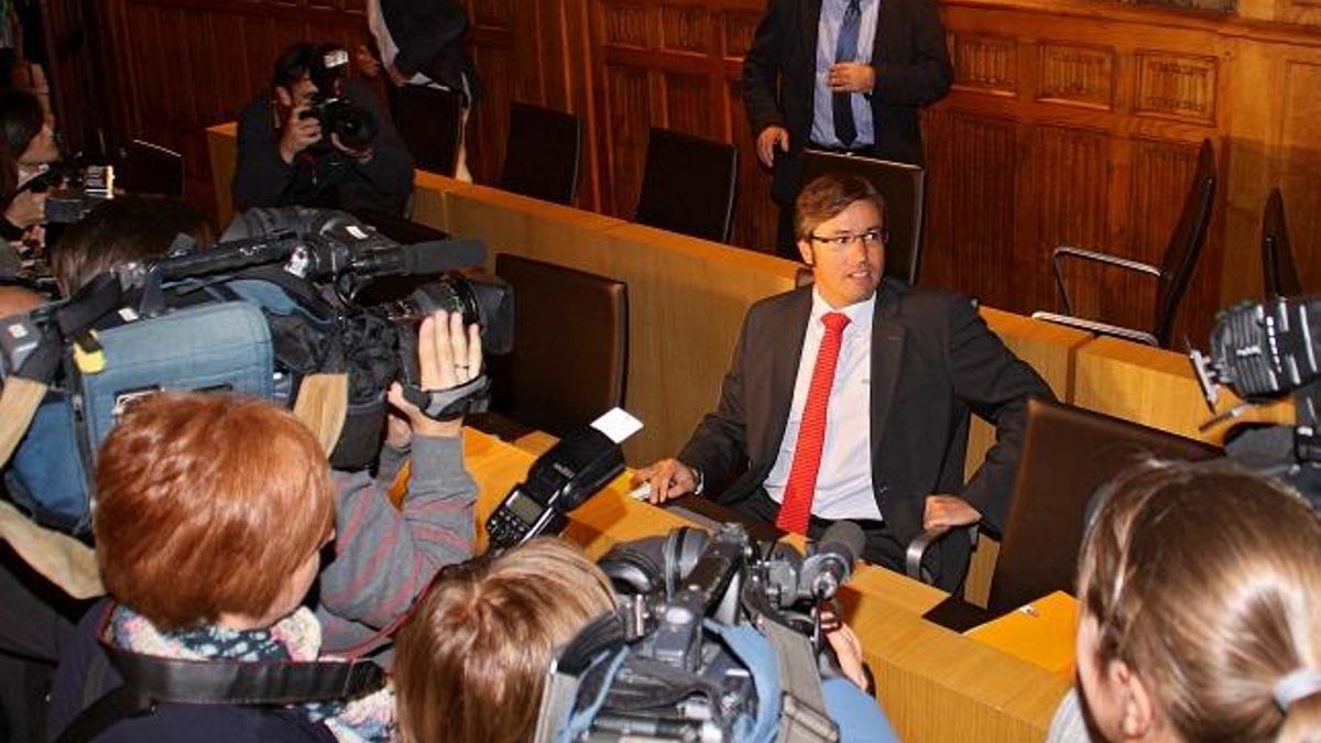 IU pide la dimisión de Emilio Orejas tras la sentencia que obliga a depurar el padrón de Valdelugueros