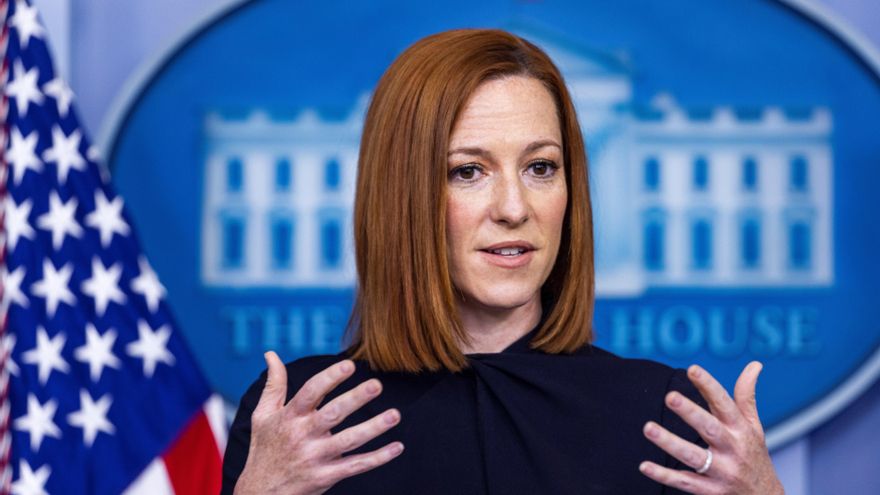 La portavoz de la Casa Blanca, Jen Psaki, habla durante una rueda de prensa, este 23 de abril de 2021, en Washington. EFE/Jim Lo Scalzo