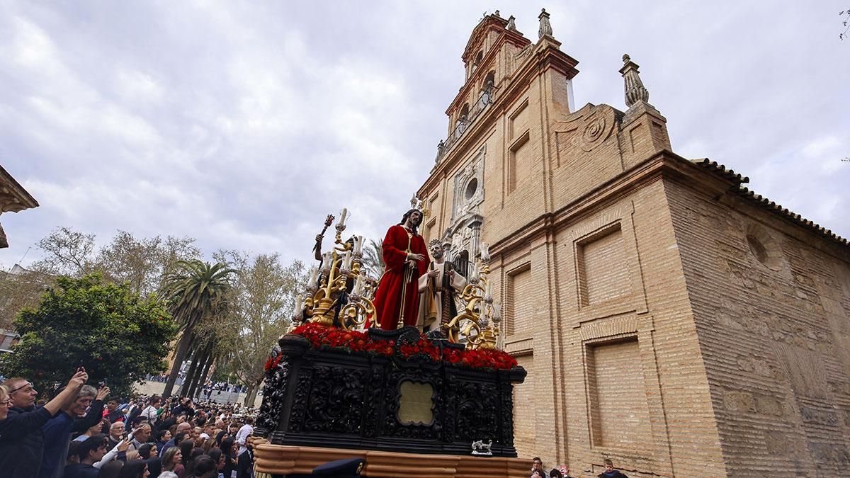 Salida de la hermandad de la Bondad