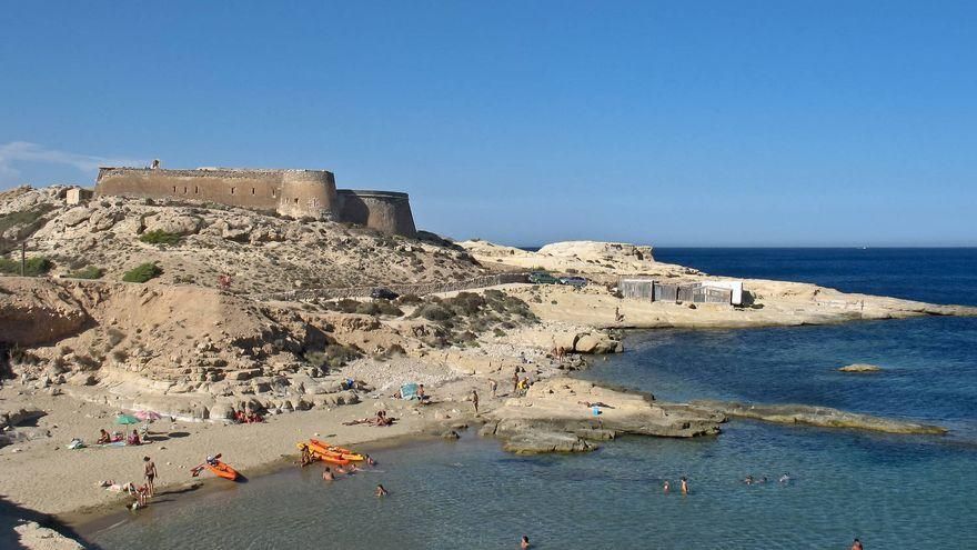 Un viaje que trasciende lo playero en Cabo de Gata