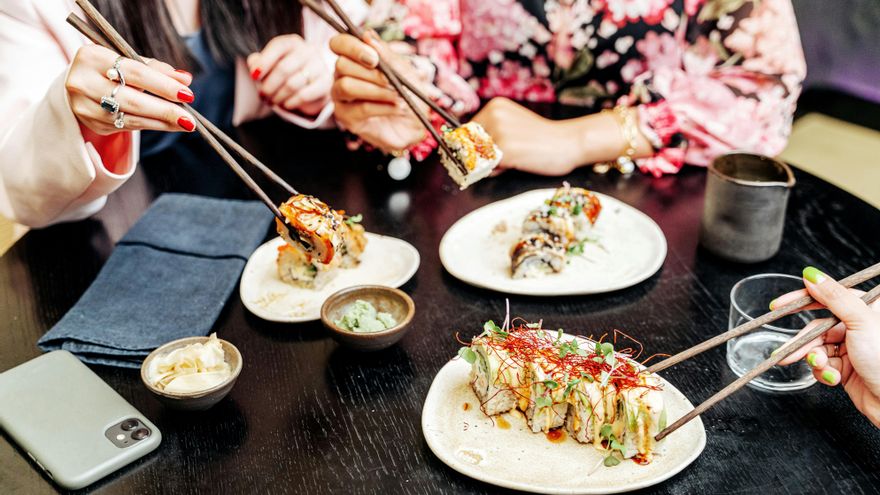 The story that reveals why some Asian countries don't eat with a knife and fork