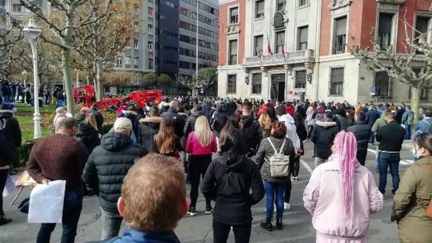 Carlos J. Domínguez