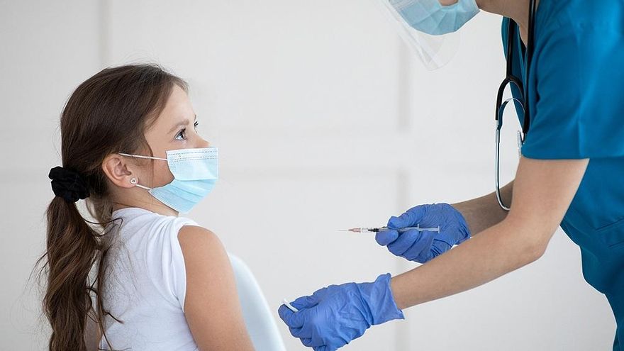 Más de 1,2 millones de niños iniciaron su vacunación contra el coronavirus en todo el país