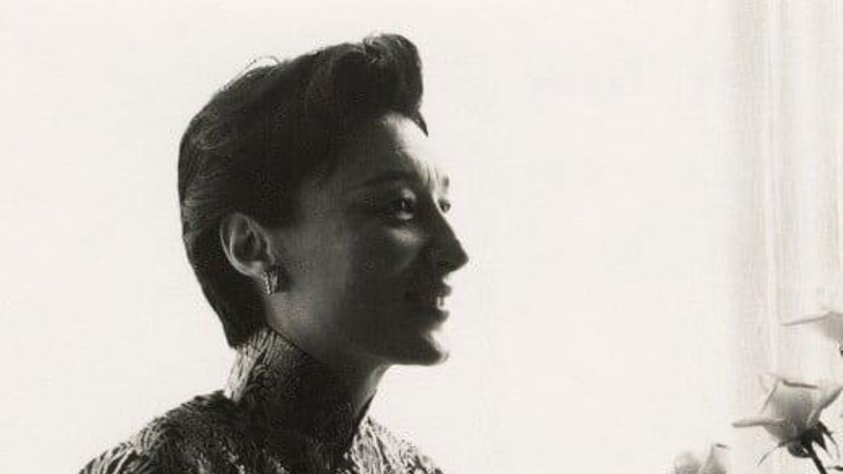 La escritora Han Suyin