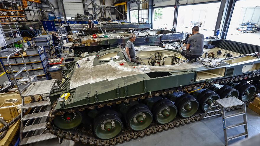 Europa se rebela contra el papel de comprador de armas de EEUU que le quiere atribuir Trump en la OTAN