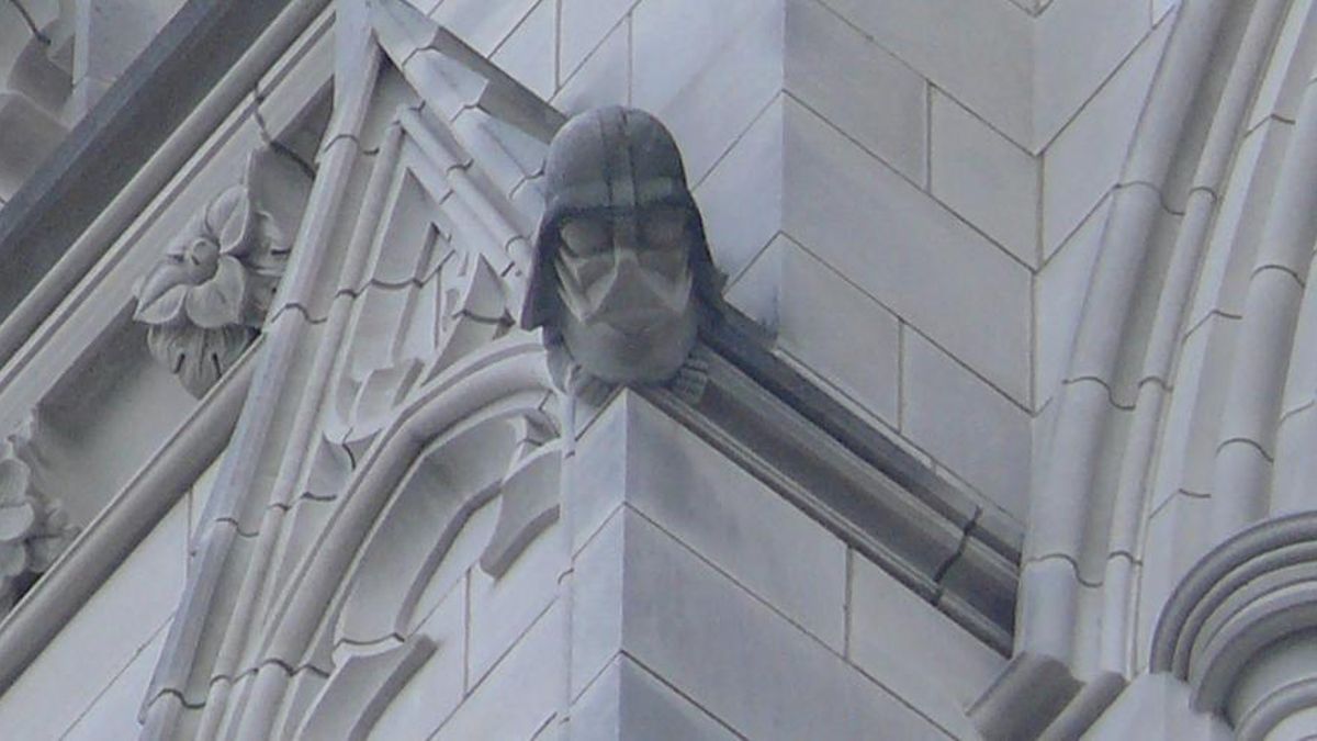 Darth Vader también está presente en la catedral
