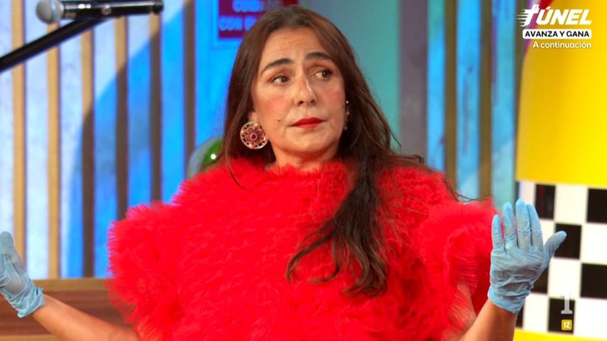 Candela Peña critica en 'La Revuelta' de RTVE la falta de tratamiento hormonal en farmacias: "Estamos desabastecidas"