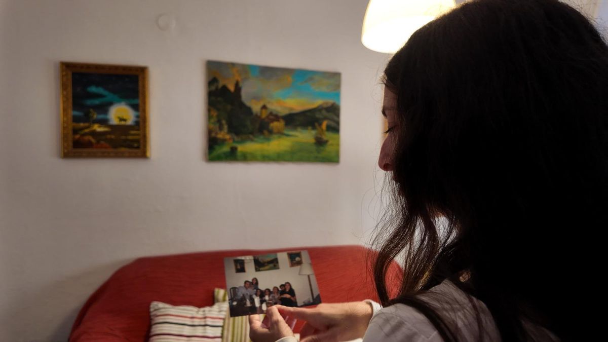 Su vivienda está repleta de recuerdos con su familia y amigos