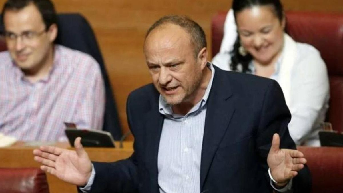 Rafael Rubio, ex subdelegado del Gobierno procesado en el 'caso Azud', niega ser el "RR" de las mordidas