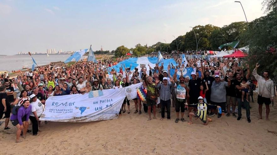 El Paraná, reprivatización y crisis climática: "El río no se vende, el río se defiende"