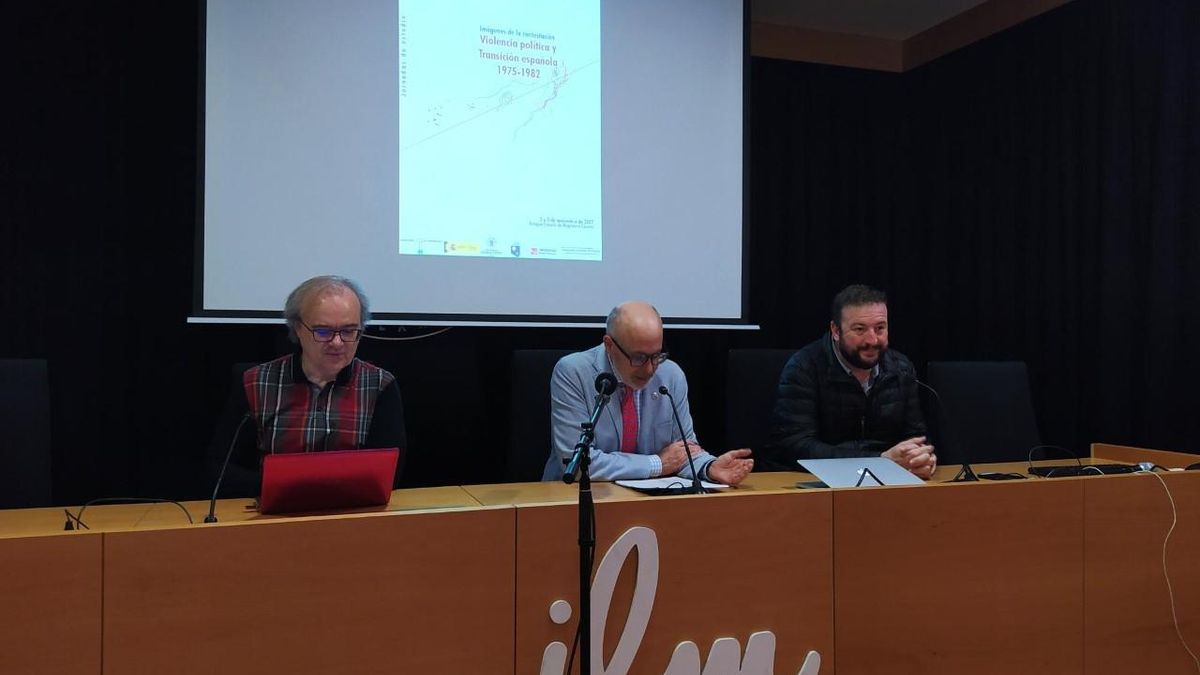 Inauguración de la jornada “Imágenes de la contestación. Violencia política y Transición española 1975-1982”, que se celebra en Cáceres