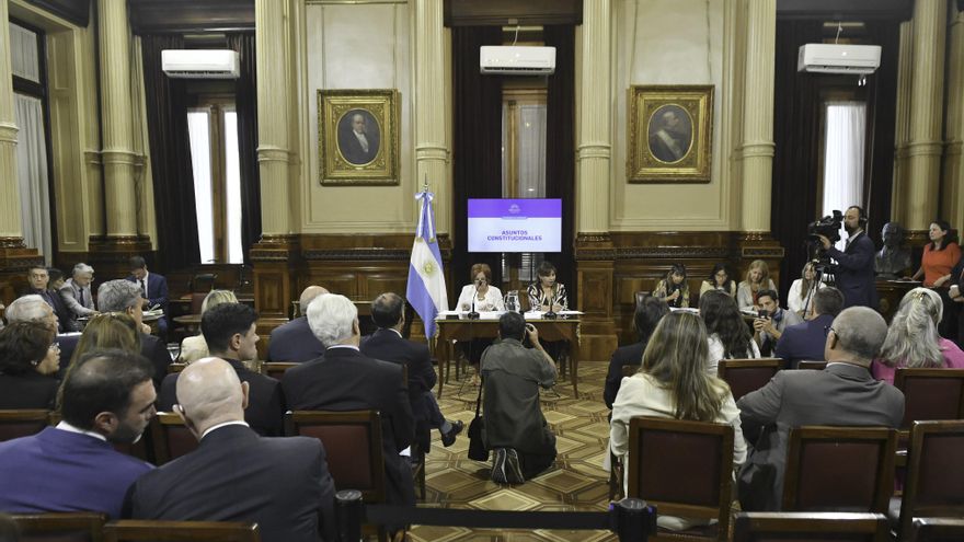 En medio del criptogate, Ficha Limpia quedó lista para el recinto pero sin fecha de votación y con dudas de que vaya a ser ley