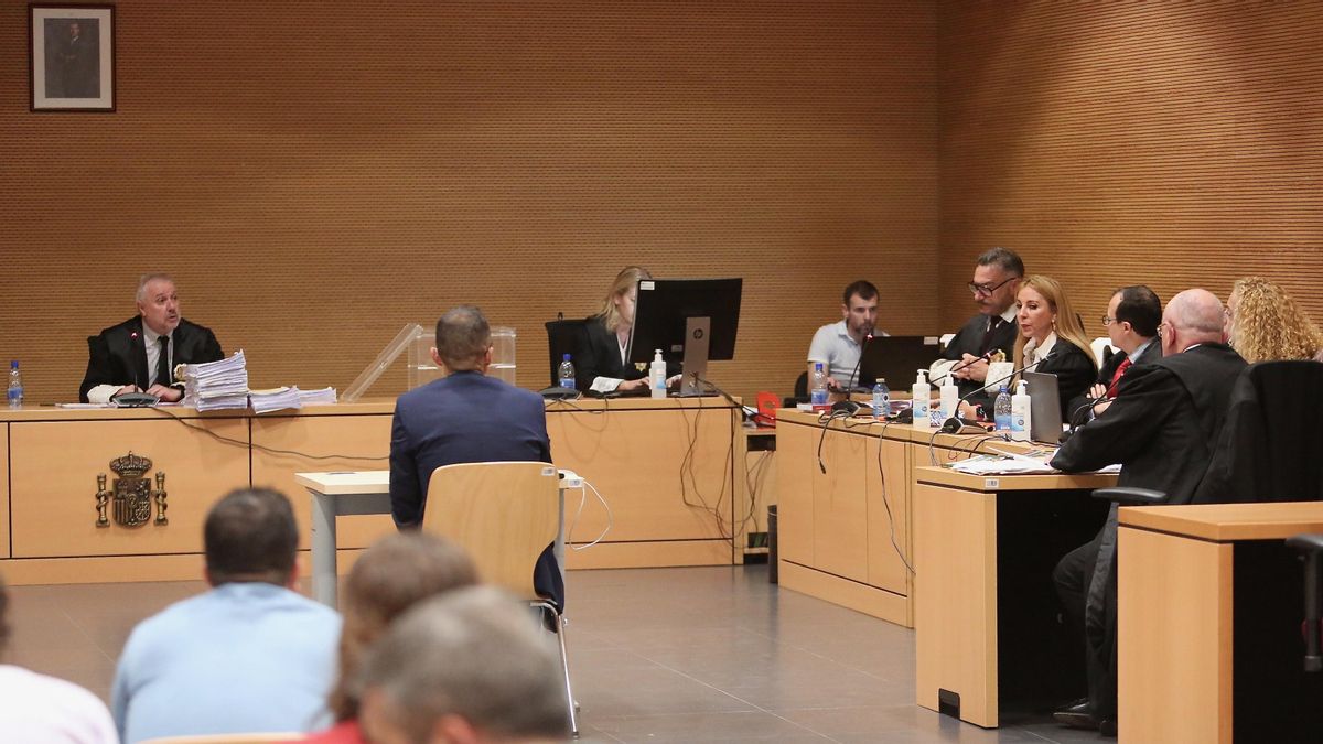 La primera sesión del juicio por el asesinato de Romina Celeste en Lanzarote, en imágenes