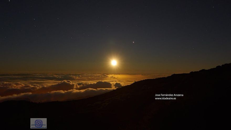 La Luna, Marte y el mar de nubes: un espectáculo único desde las cumbres de La Palma