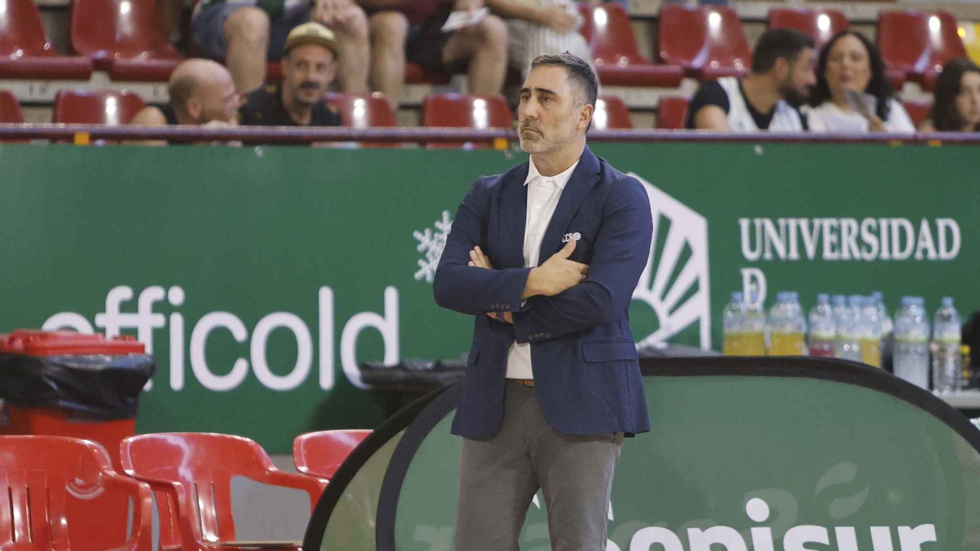 El estreno del Cajasol Coto Córdoba en Primera FEB, en imágenes