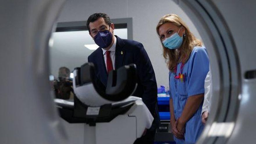 La sanidad andaluza se mira en el espejo del enfado popular: punto de no retorno de un modelo "agotado"