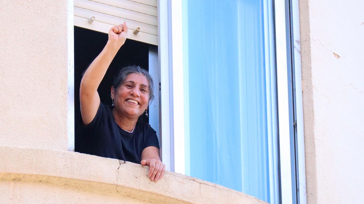 Silvia en su casa en Logroño después de haber evitado que su casera la eche