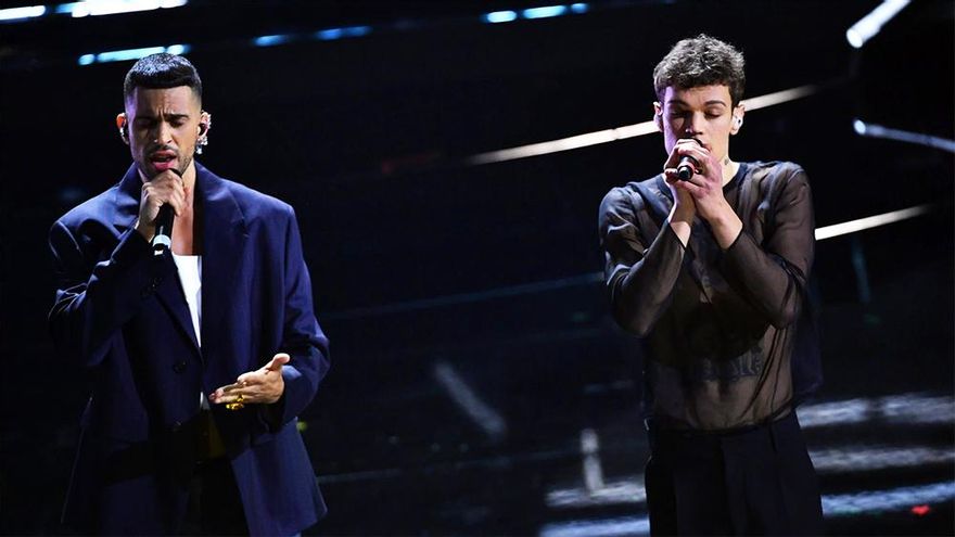 RTVE Play emitirá en directo la final de Sanremo, donde enamoran Mahmood y Blanco