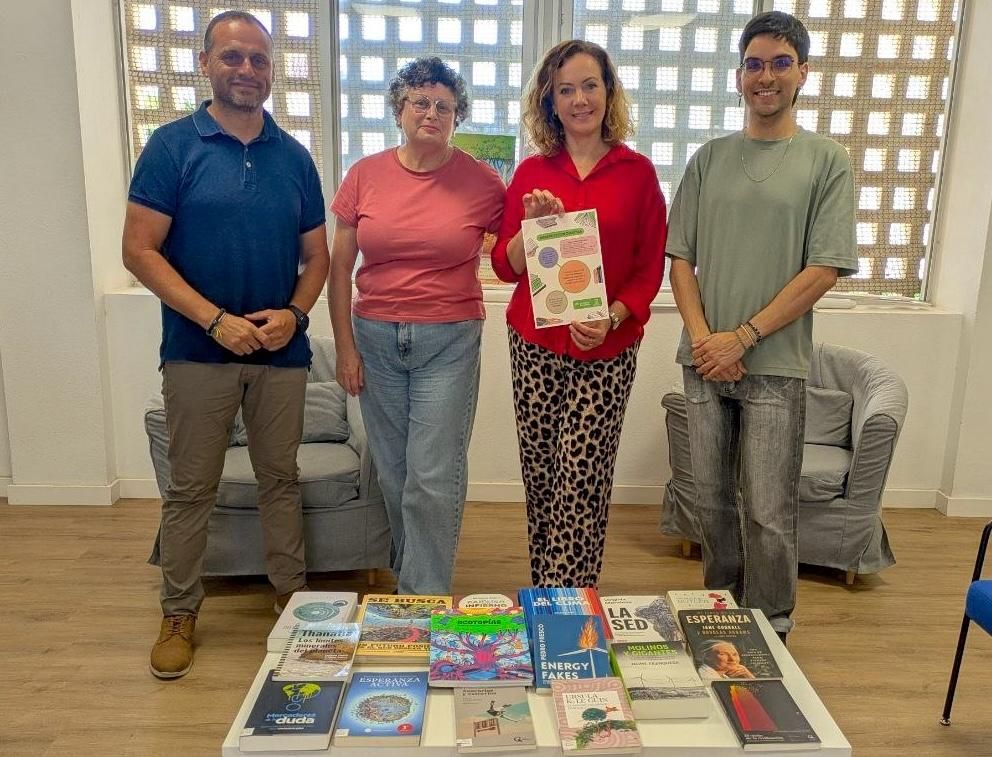 Entrega de libros en Los Llanos de Aridane.